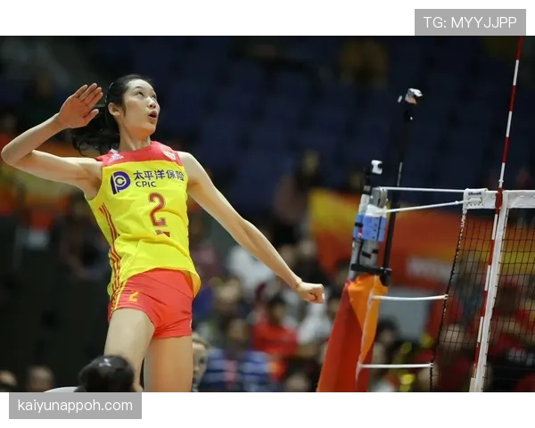 朱婷的朋友圈都得是钻石吧，日常逛街估计比我今年工资还贵？